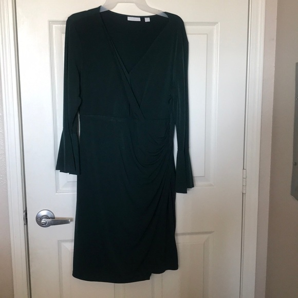 Dress - Picture 1 of 2